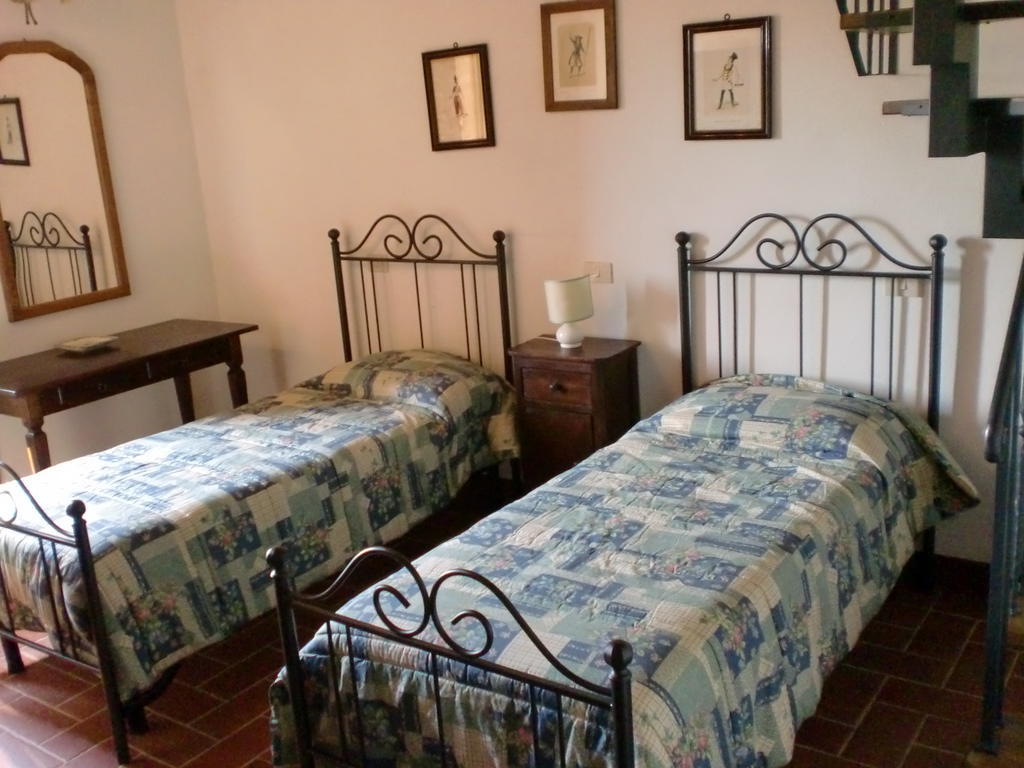 Agriturismo Fattoria Di Corsano Корсано Номер фото